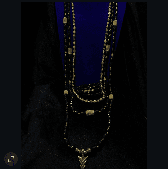 The Royal beads necklace